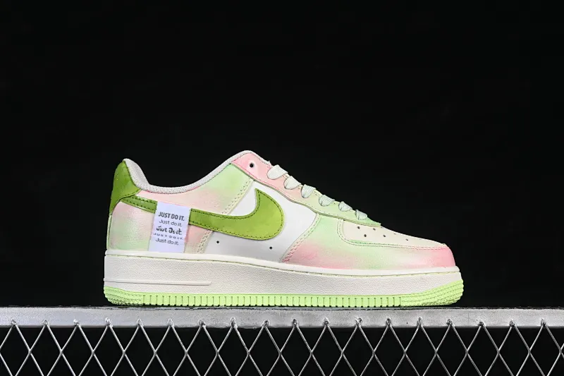 All Categories Nk Air Force 1 Air Force Series Nk Air Force 1 Low Air Force Low Nike Air Force 1'07 Low "Childhood Sweethearts" Year of the Horse Limited Childhood Sweetheart Air Force One Low Casual Shoes FB1839-515